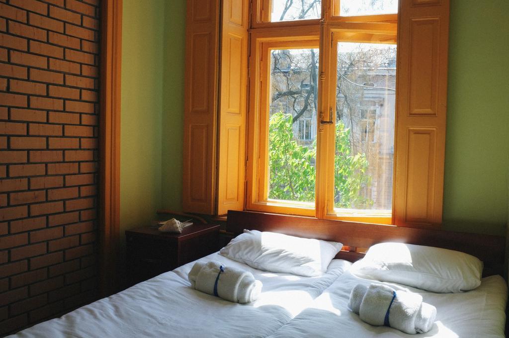 Elementary Hostel Odessza Kültér fotó